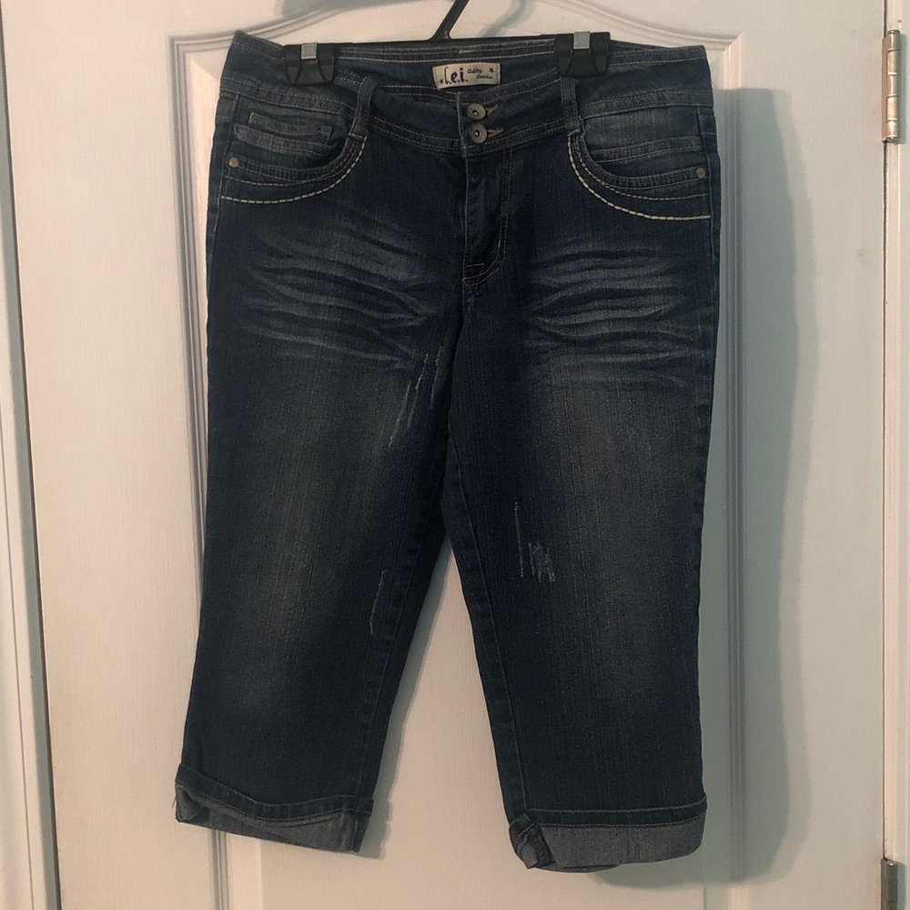 lei Dark Blue Cropped Capri Jeans